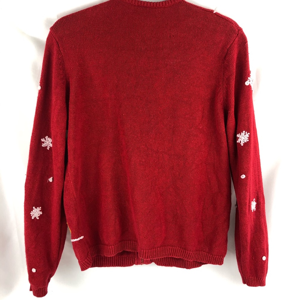 🎄Vibrant Christmas sweater by Avon beautiful - Picture 2 of 6